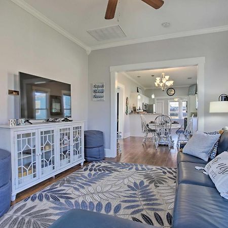 Cozy Beach Bungalow Near Galveston Seawall And Pier Ngoại thất bức ảnh