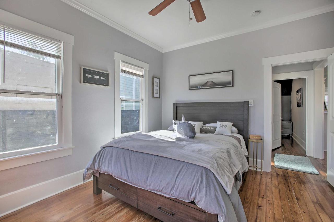 Cozy Beach Bungalow Near Galveston Seawall And Pier Ngoại thất bức ảnh