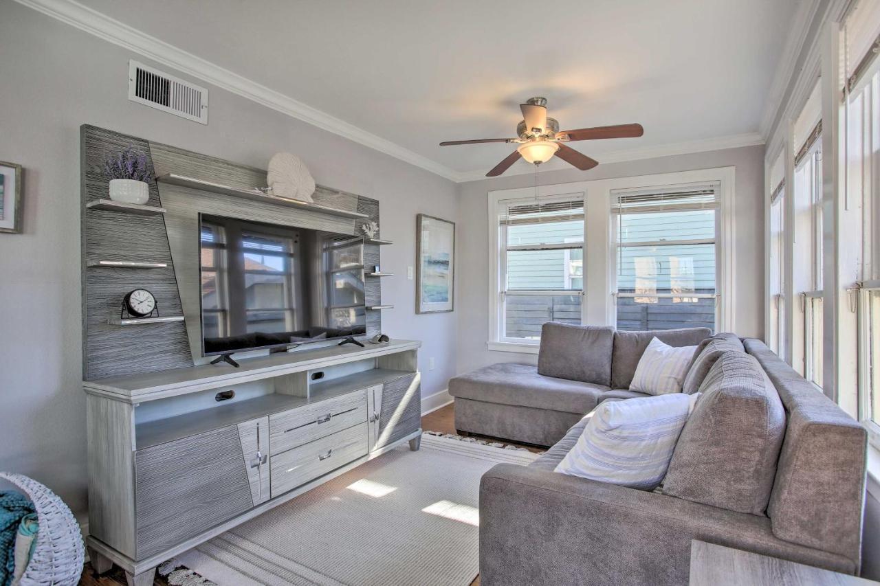 Cozy Beach Bungalow Near Galveston Seawall And Pier Ngoại thất bức ảnh